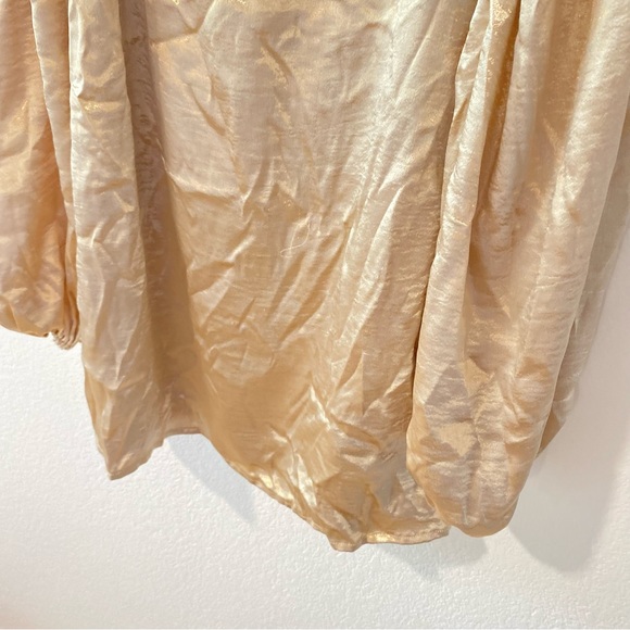 136. MAJORELLE Carla Dress In Metallic Neutral Size M